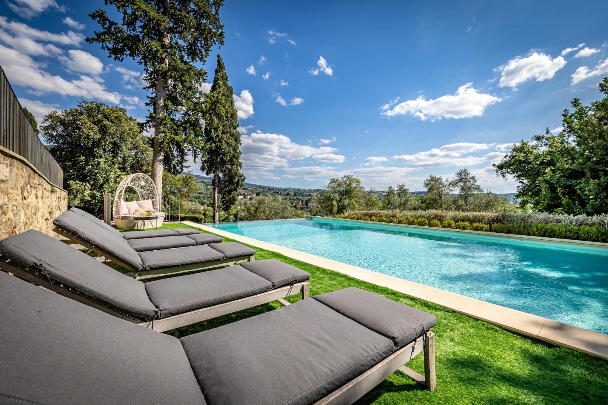 Luxury Villa Tolomei Gucci With Spa 산 자코포 알 지오네 외부 사진